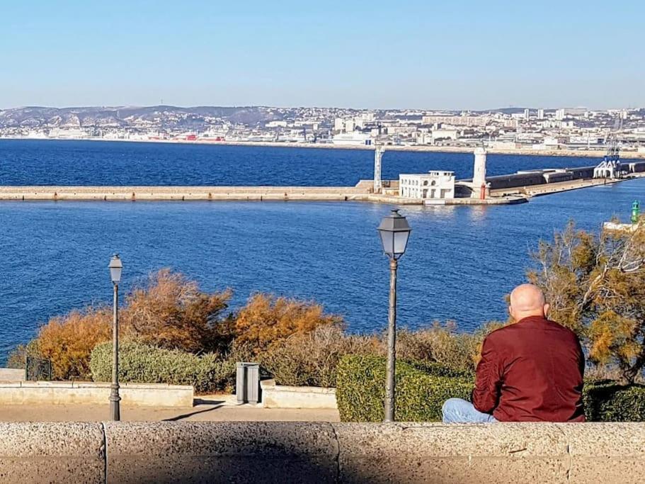 Escapade Marseillaise Pres Des Terrasses Du Port Apartment Marseille Bagian luar foto