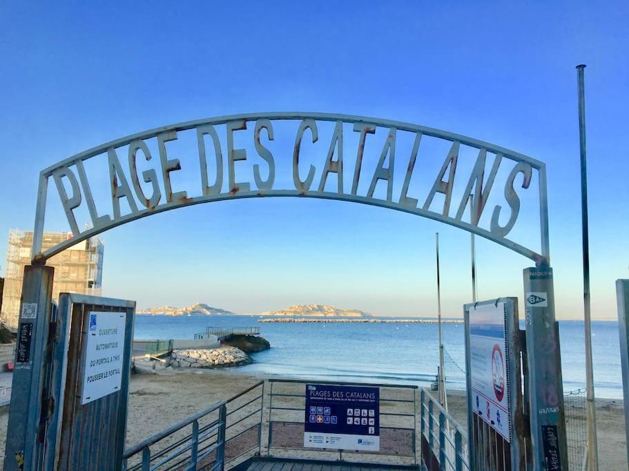 Escapade Marseillaise Pres Des Terrasses Du Port Apartment Marseille Bagian luar foto